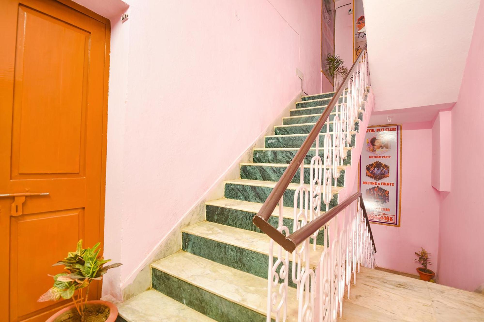 Hotel Fabexpress Mu Club Patna  Esterno foto